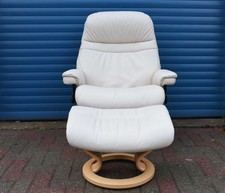 EKORNES STRESSLESS SUNRISE CREAM LEATHER RECLINER ARMCHAIR WITH FOOTSTOOL