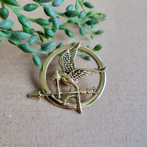 Hunger games mockingjay pin - hunger,