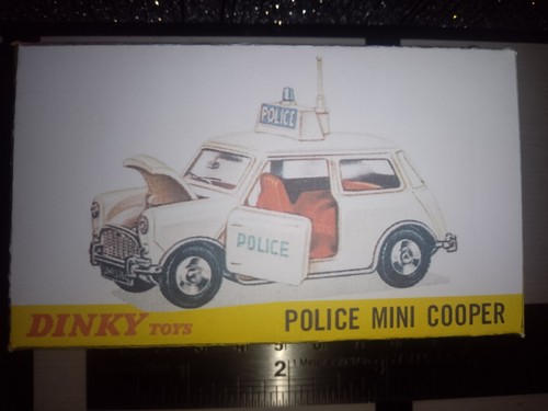 Dinky no250 police - dinky, mini