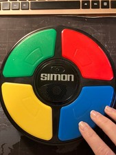 Simon electronic memory game. Excellent condition