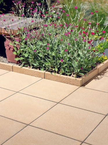 Bradstone textured buff paving - bradstone,