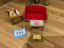sylvanian families beautiful Red sofa small sitting room set immaculate cond ❤️