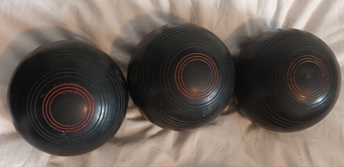 Lawn bowls set - lawn, of