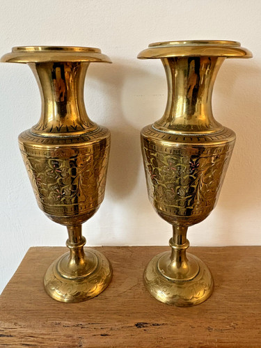 Beautiful vintage pair - pair, etched