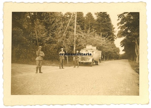 Genuine photo news soldiers - genuine,