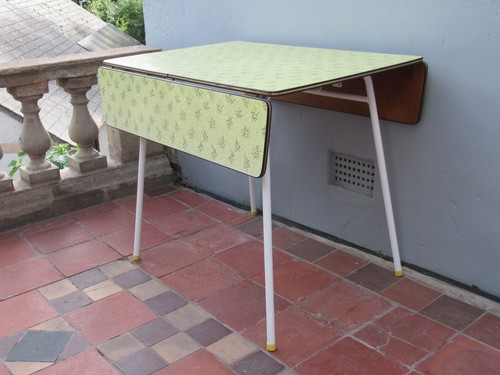 Retro 1950s 1960s yellow - retro,
