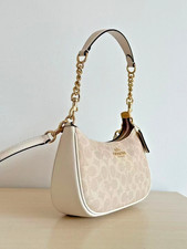 Coach NWT Teri Shoulder Bag In