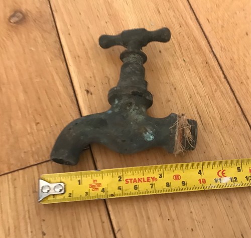 Vintage solid brass taps - ,