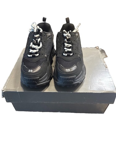 Balenciaga triple sneaker - s,
