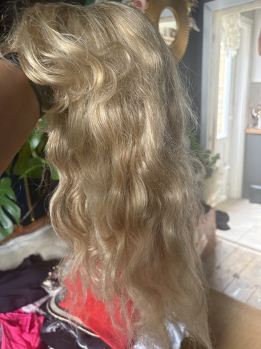 Bnwot 100 human - human, wig