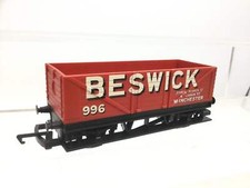 Hornby R1127 OO Gauge Freelance Long Wheelbase Wagon Beswick