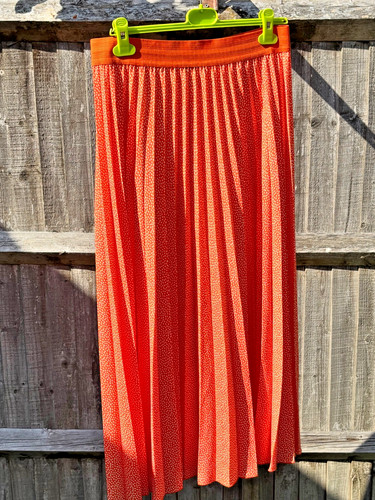 Roman orange white spots - roman,