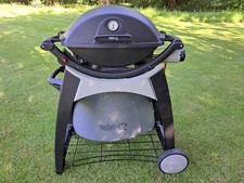 WEBER Q200 GAS BBQ GRILL on Cart Stand with Wheels, Black Large Grill