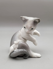 Figurine - Lladro -  "Cat and