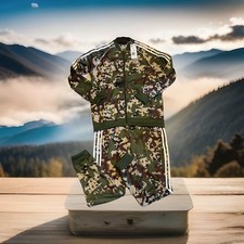 ADIDAS sz L track suit set