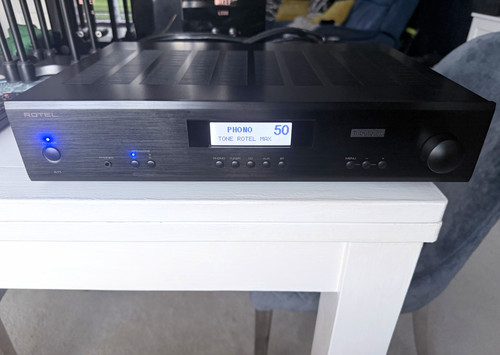 Rotel a11 integrated amplifier - rotel,