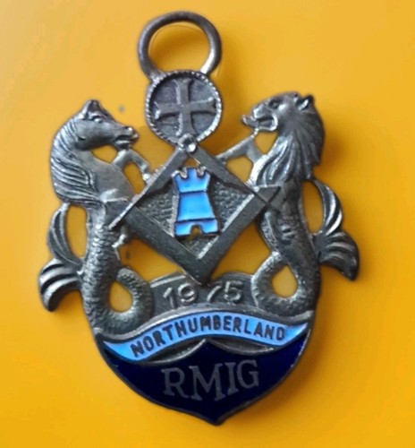 Royal masonic institution - royal,