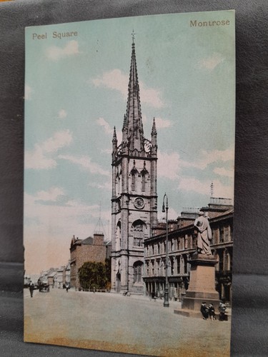 Montrose peel square - peel,
