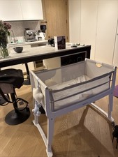 SnuzPod Studio Bedside Crib