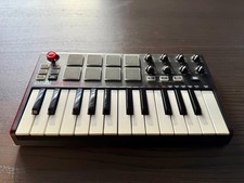 Akai MPK Mini MKII 25-Key USB MIDI Keyboard & Pad Controller Compact Studio Gear