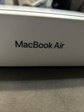 Apple MacBook Air 2022 13.6"