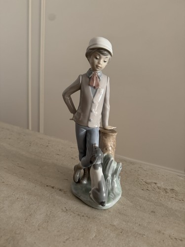 Nao lladro porcelain - by,