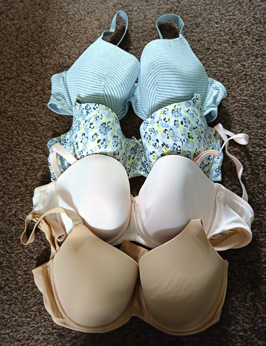 Shirt bra set bundle 36d - t-shirt,