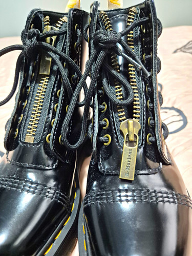 Martens 1460 black patent - martens,
