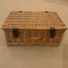 Small wicker picnic - small, hamper