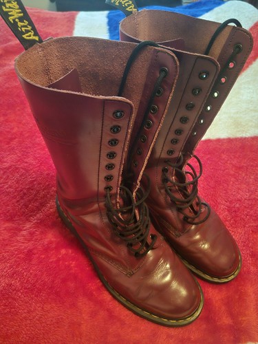 Martens cherry red - dr.martens,