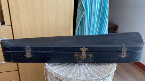 Old violin case - old,
