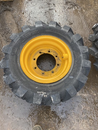 Jcb bkt 18 8 stud - jcb,