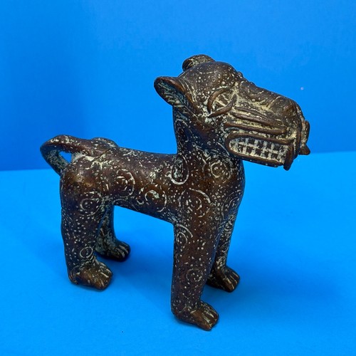 Solid bronze benin - solid, style