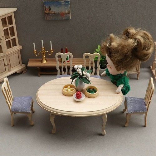 New scale doll house - new,