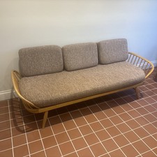 Vintage Ercol Studio Couch/Day