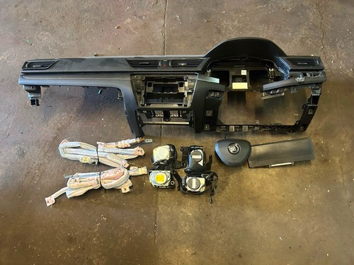 Skoda superb mk3 5 dr - skoda,