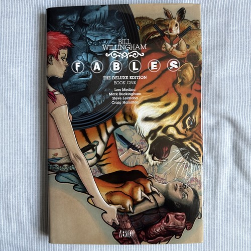 Fables book hardcover deluxe - hardcover,