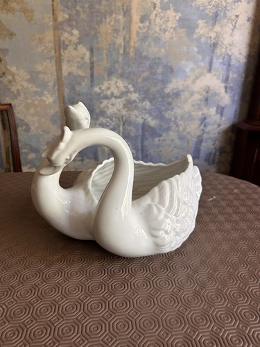 Two swan planter - two,