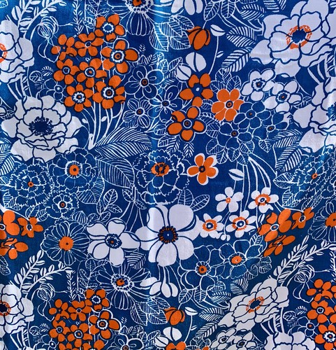 Large piece retro blue - piece, white