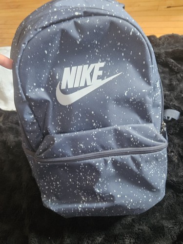 Nike sportswear heritage - sportswear,
