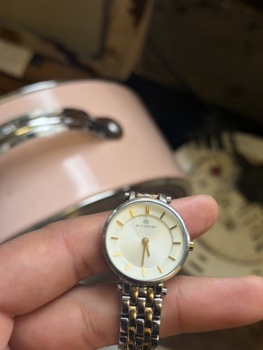 Accurist ladies quartz watch - quartz,