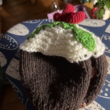 Tea Cosie Festive Christmas Pudding Brown Red Berries Medium Teapot