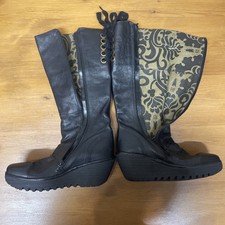 FLY LONDON YUST MOUSSE BLACK