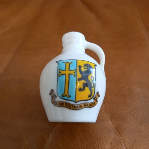 Goss crested china - goss, model