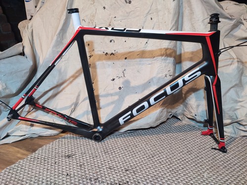Focus cayo full carbon road - focus,