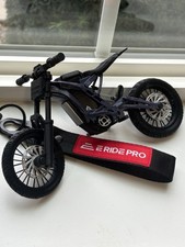 E Ride Pro : Black Plastic