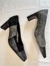 Esino Black Patterned Block