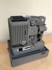 Vintage Eumig wien p8 8mm projector In Original Box . working....
