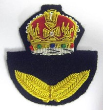 WW2 RAF Officer Cap Badge WWII