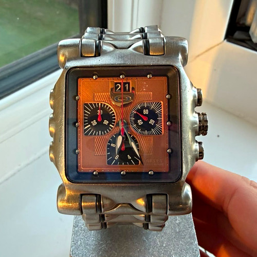 Genuine oakley minute - oakley, machine